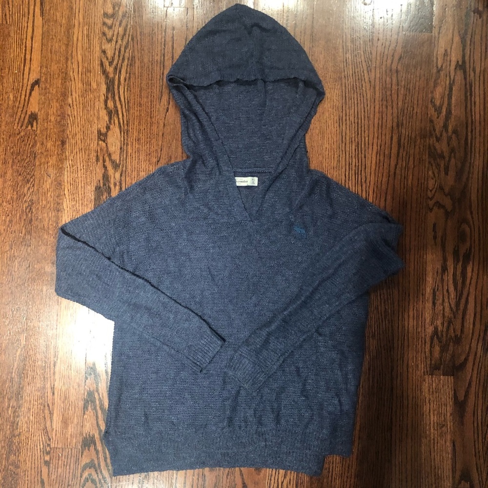 Like new Abercrombie kids light weight sweater